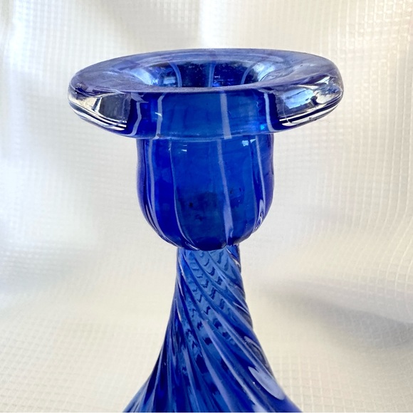 Rare Vintage Cobalt Blue Bottle Vase Candleholder Italy Handblown Glass Twisted - Picture 3 of 3